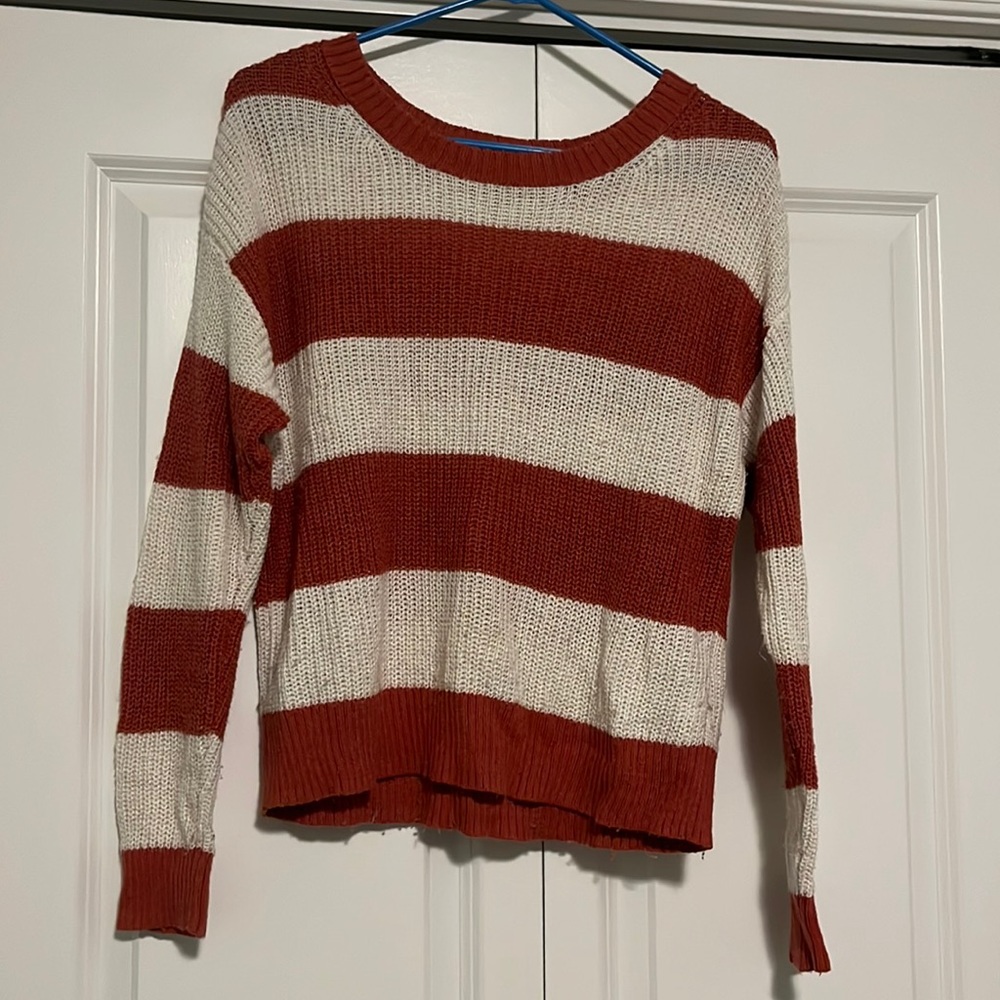 American eagle sweater
